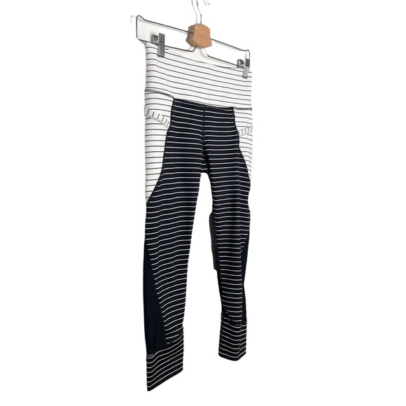 Athleta | Stripe Relay Capri Cropped Leggings - Picture 2 of 5